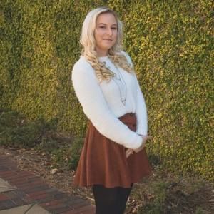 Meet your Posher, Dakota